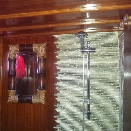 Úszó hotel Osman Aga *