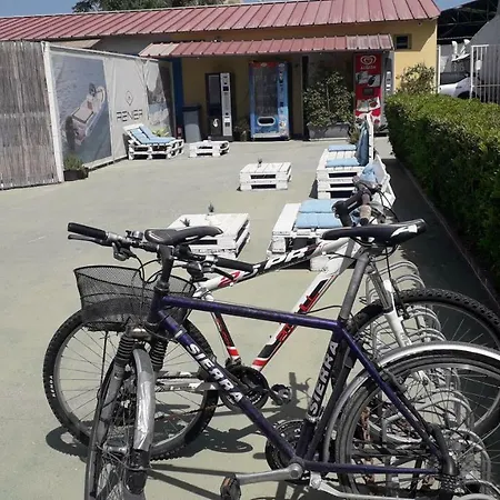 Úszó hotel Osman Aga